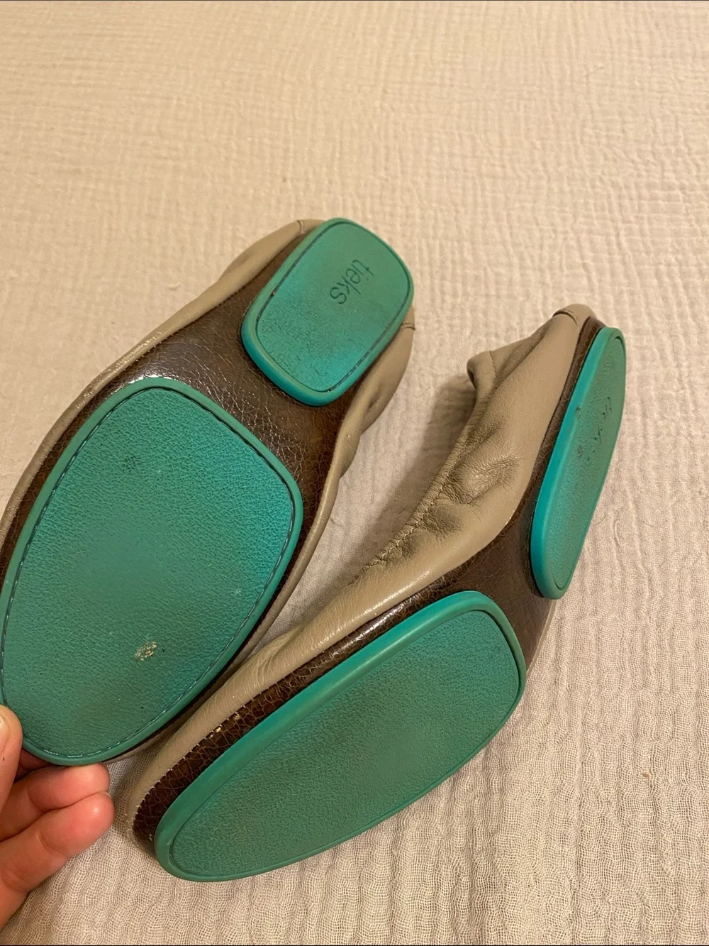 Tieks Taupe Leather Ballet Flats — Neutral Slip-Ons. Size 7